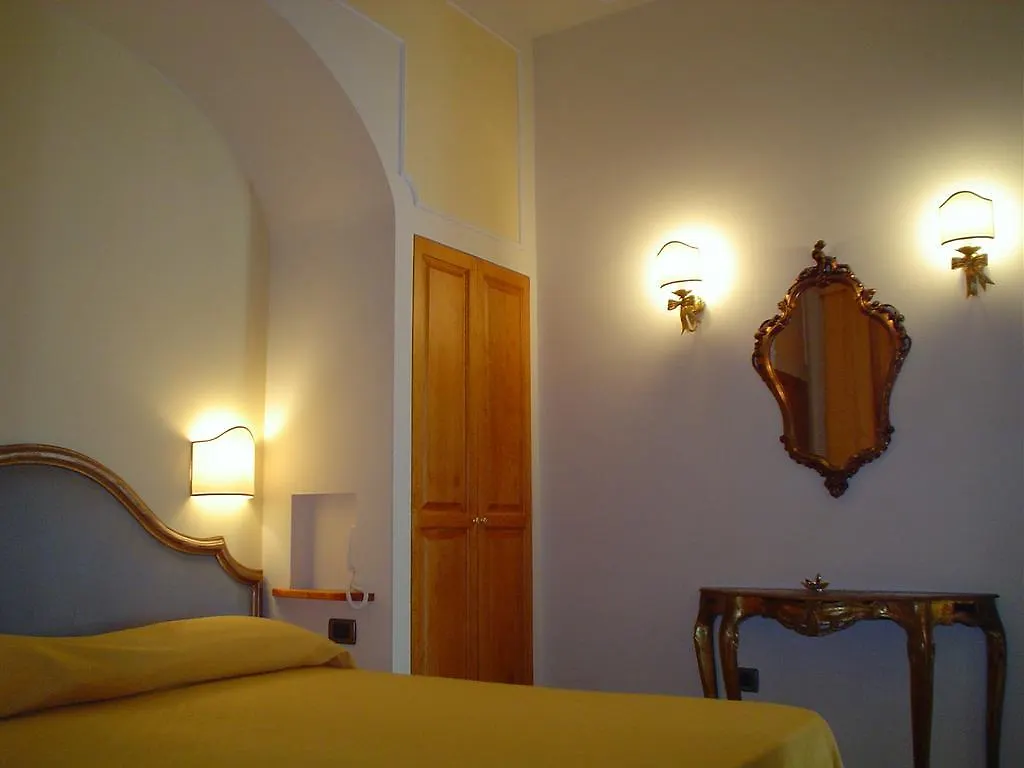 Petit Chateau Montecatini Terme 3*,  Italy
