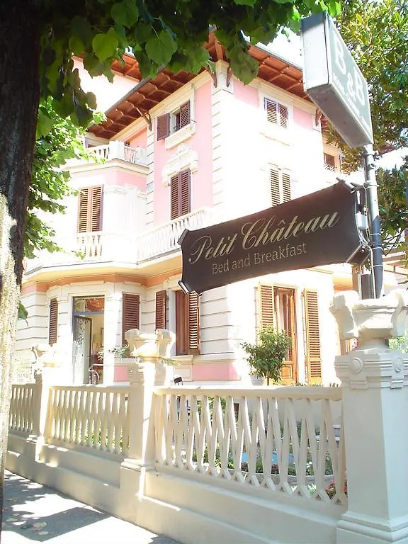 Petit Chateau Montecatini Terme 3*,